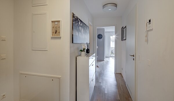 Apartamento de 3 habitaciones | 70483 | geräumiger Flur