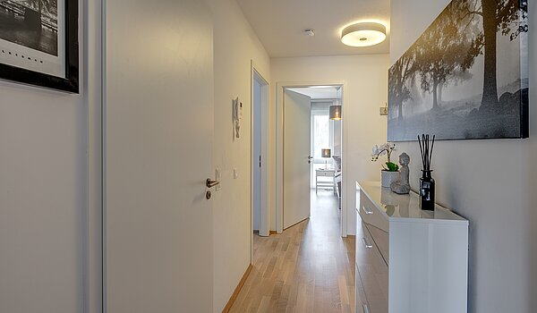 Apartamento de 3 habitaciones | 70483 | Flur zum Schlafbereich