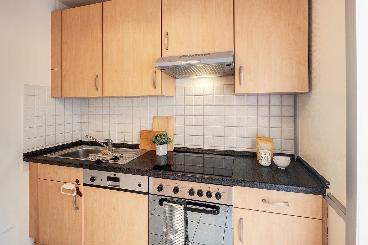 Apartamento de 3 habitaciones | München-Bogenhausen | 70261 | ...mit allen Küchengeräten