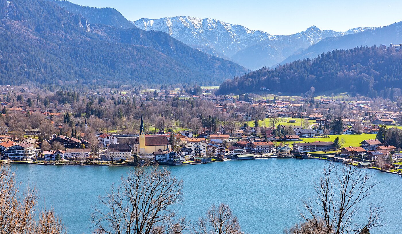 Mehrfamilienhaus de 11 habitaciones | Rottach-Egern | 70215 | Blick auf die Bucht...