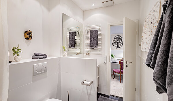 Piso en planta baja de 2 habitaciones | München-Schwabing | 70394 | Badezimmer...