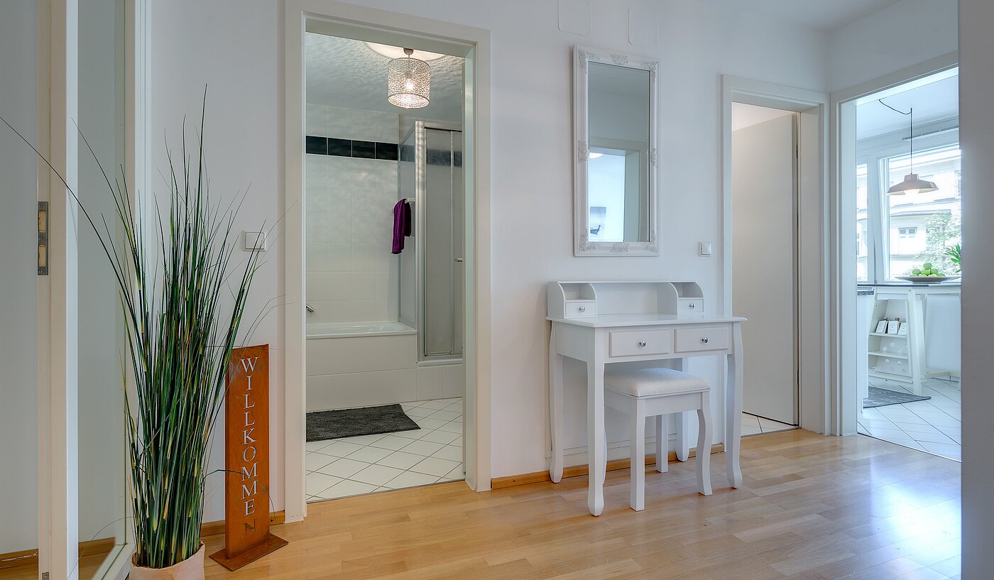 Apartamento de 3 habitaciones | München-Isarvorstadt | 70157 | Diele mit Stauraum