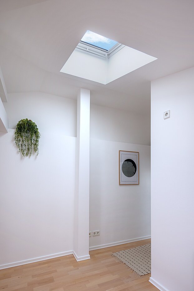 Piso ático de 1 habitación | München-Sendling | 700402 | Elektrische Velux-Dachfenster