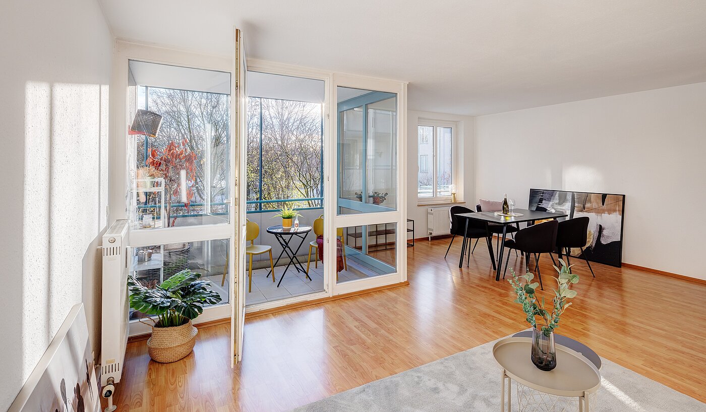 Apartamento de 3 habitaciones | München-Bogenhausen | 70085 | ...mit Zugang zum Balkon