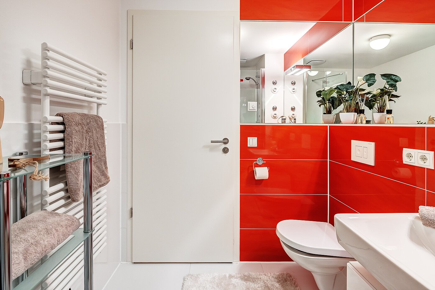 Piso en planta baja de 2 habitaciones | München-Riem | 2201ML1 | Stylisches Bad mit Handtuchheizkörper,...