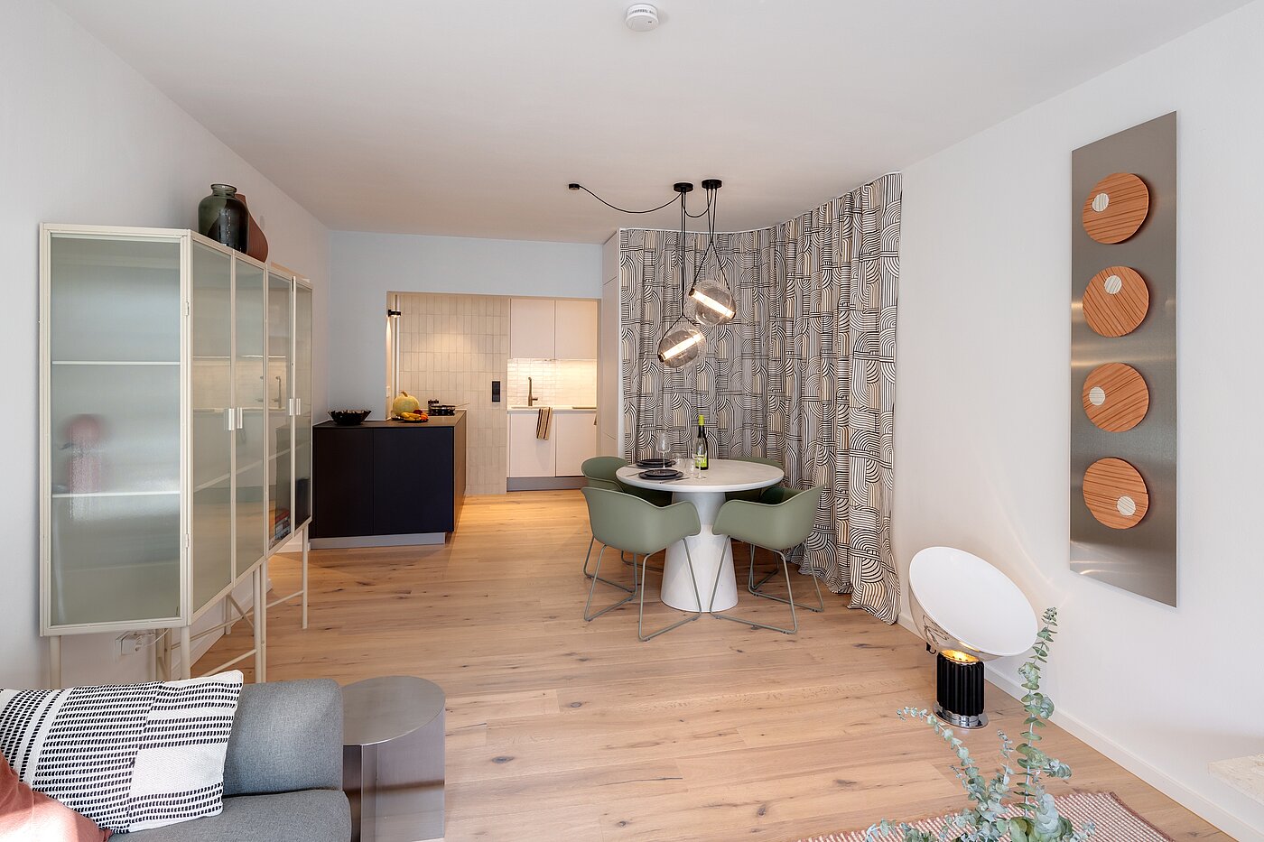 Apartamento de 2 habitaciones | München-Isarvorstadt | 70459 | Offener Essbereich