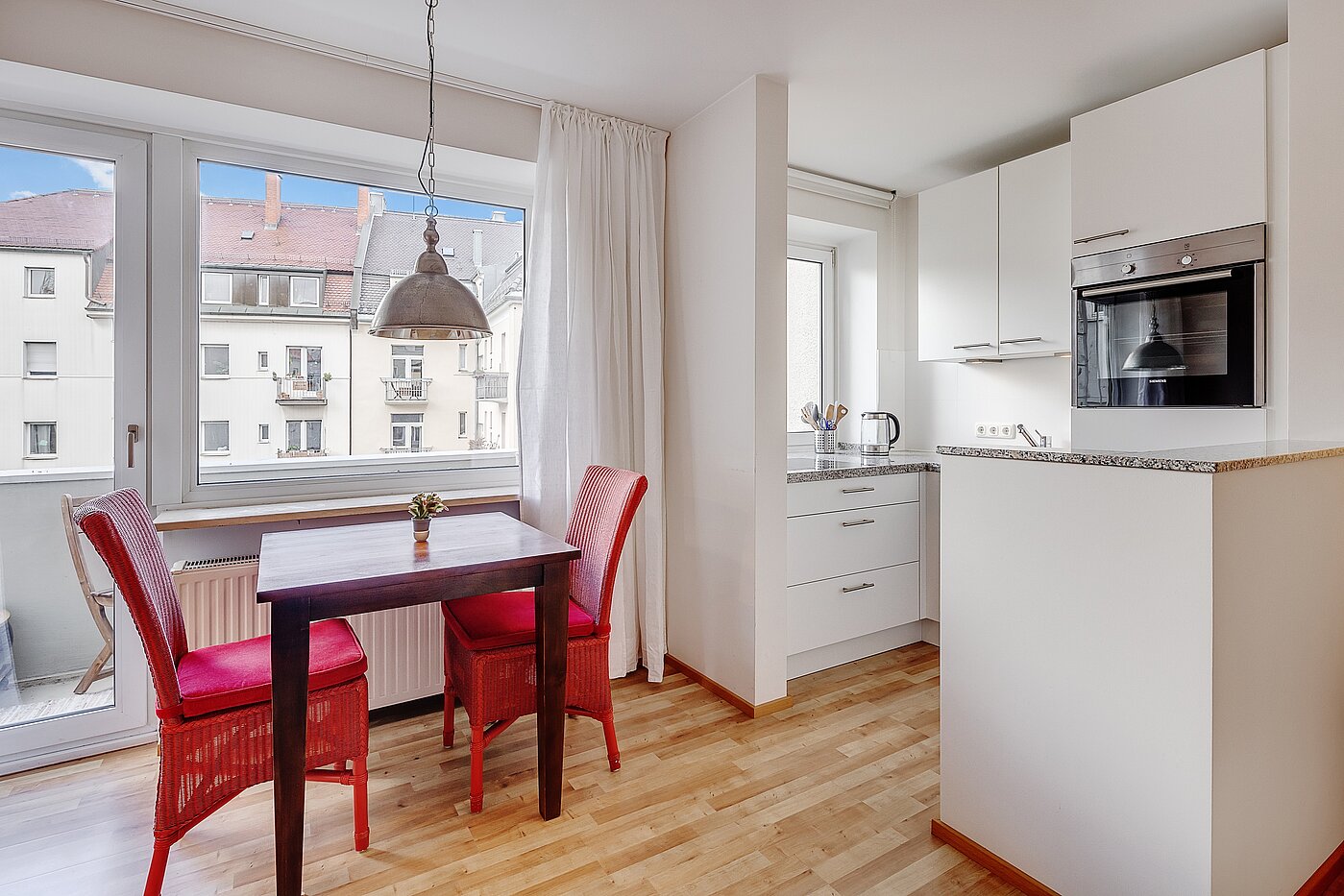 Apartamento de 1.5 habitaciones | München-Schwanthalerhöhe | 2211ML8 | Offene Küche mit Fenster