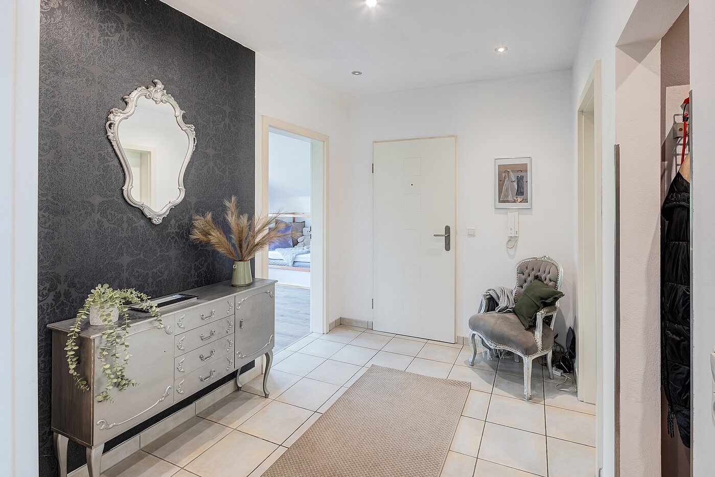Piso ático de 3 habitaciones | Karlsfeld | 70217 | Eingangsbereich mit...