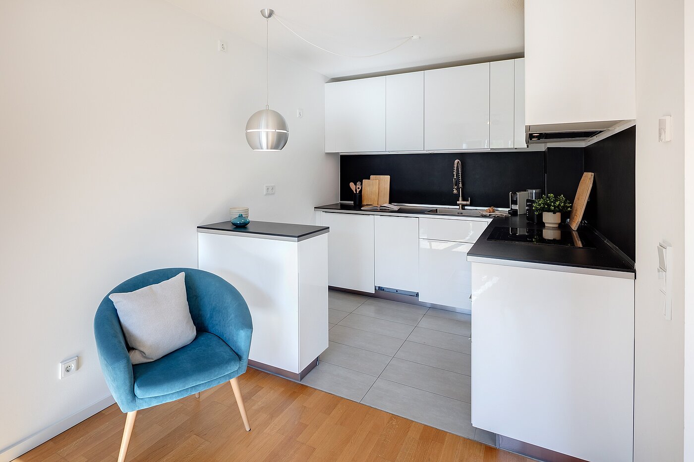 Apartamento de 2 habitaciones | München-Schwabing | 70278 | Freistehendes Element