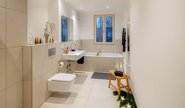 Piso con terraza  de 3 habitaciones | München-Harlaching | 70371 | Großes Bad mit...