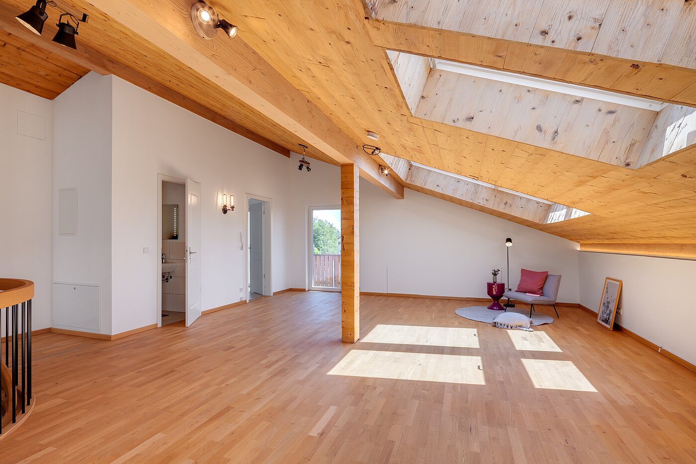 Propiedad especial de 8 habitaciones | 70406 | Zimmer 3 Dachgeschoss