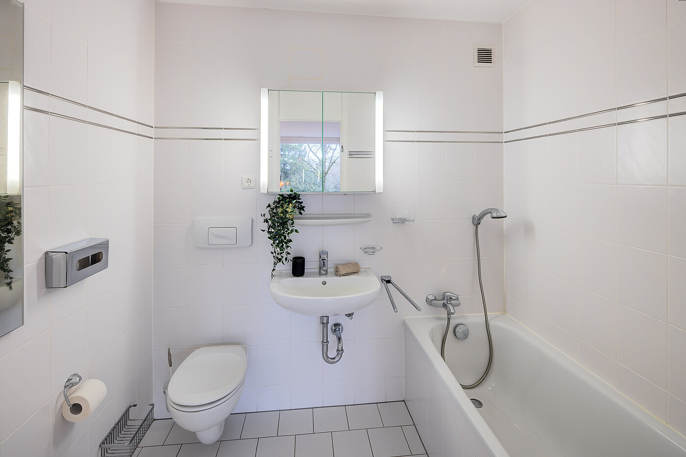 Apartamento de 3.5 habitaciones | München-Bogenhausen | 70305 | Bad en Suite