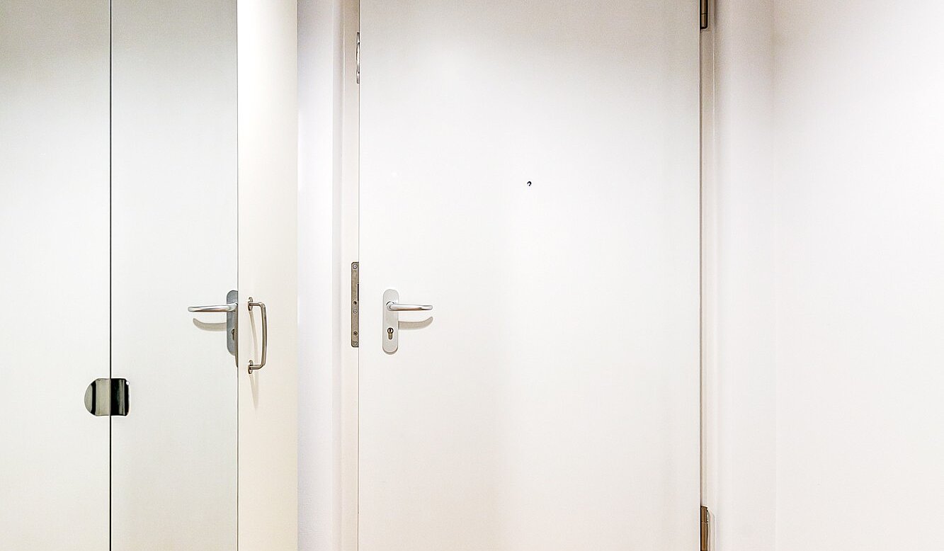 Apartamento de 2.5 habitaciones | 70020 | Flur Blickrichtung Eingang