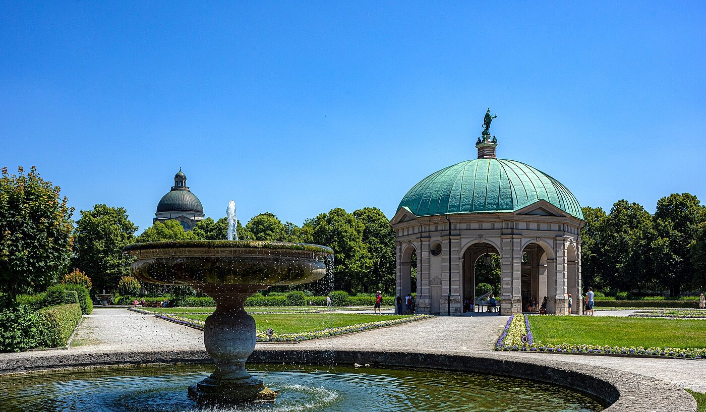Entresuelo  de 2 habitaciones | München-Lehel | 2012ML1 | Hofgarten und...