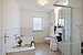 Propiedad especial de 8 habitaciones | 70406 | Bad 1 Obergeschoss | Thumbnail
