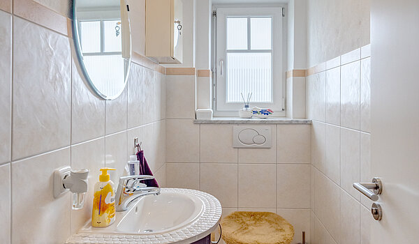 Apartamento de 3.5 habitaciones | Bad Aibling | 70442 | Separates Gäste-WC