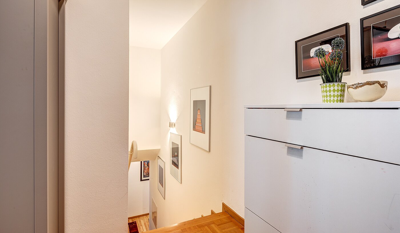 Piso dúplex  de 3 habitaciones | München-Lehel | 2209ML5 | Treppe von der Diele...