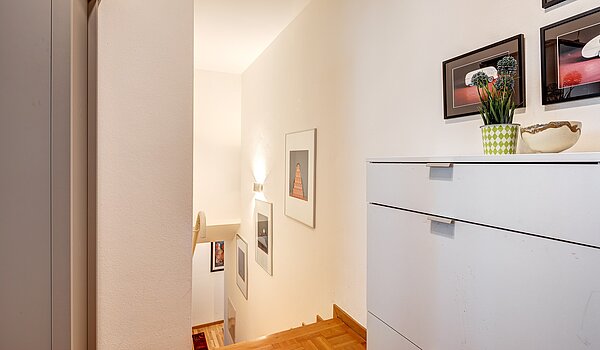 Piso dúplex  de 3 habitaciones | München-Lehel | 2209ML5 | Treppe von der Diele...