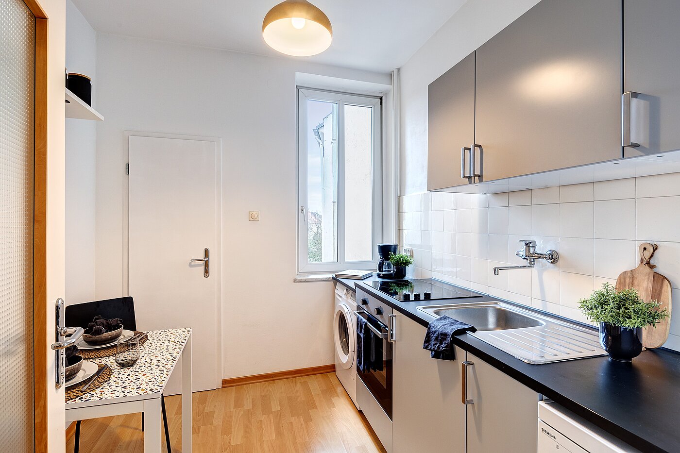 Apartamento de 1 habitación | München-Schwabing | 701051 | Kleine Wohnküche
