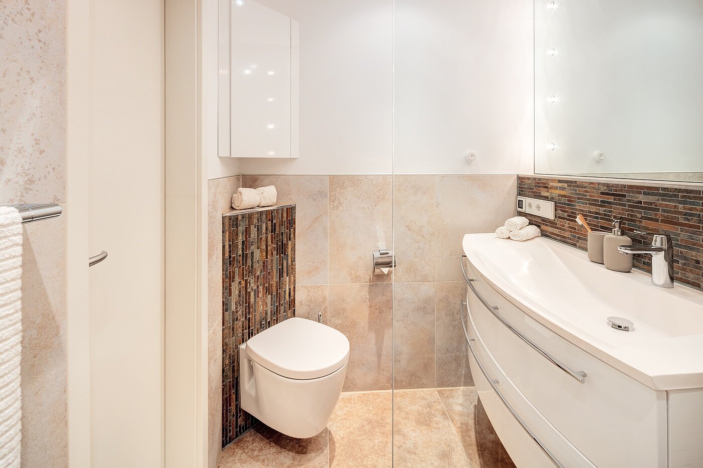 Apartamento de 3 habitaciones | München-Maxvorstadt | 70133 | Bad mit...