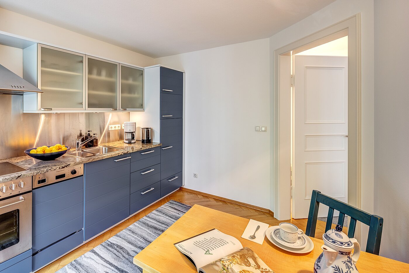Apartamento de 3 habitaciones | München-Schwabing | 2212ML1 | ...Einbauküche