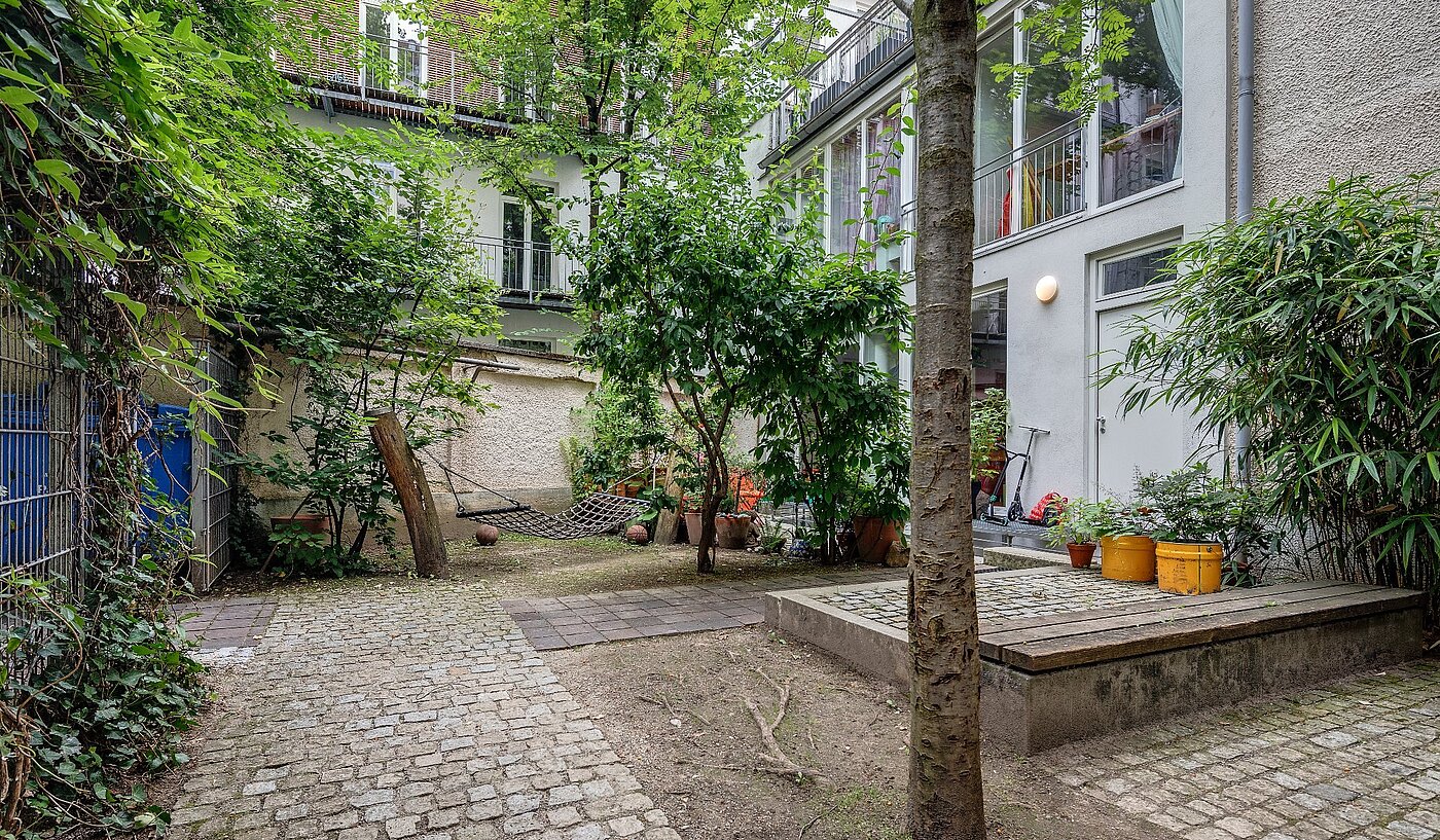 Apartamento de 2 habitaciones | München-Haidhausen | 1807ML2 | ...und grünem Innenhof