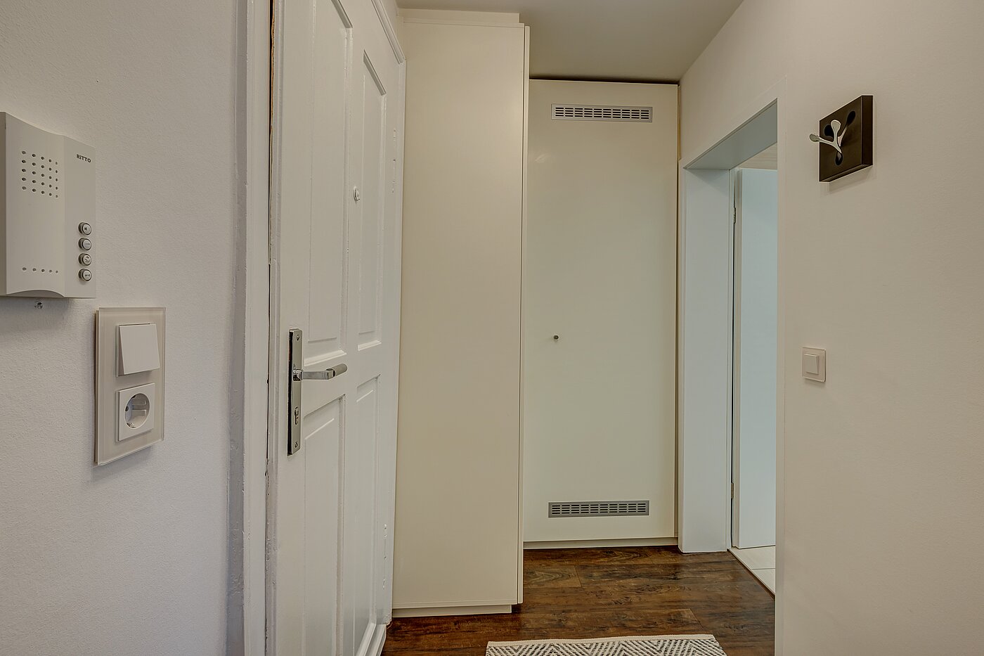 Apartamento de 1 habitación | München-Neuhausen | 70235 | ... mit Garderobenschrank