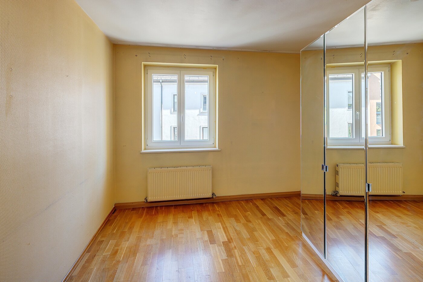 Apartamento de 2 habitaciones | 70075 | Helles Schlafzimmer...