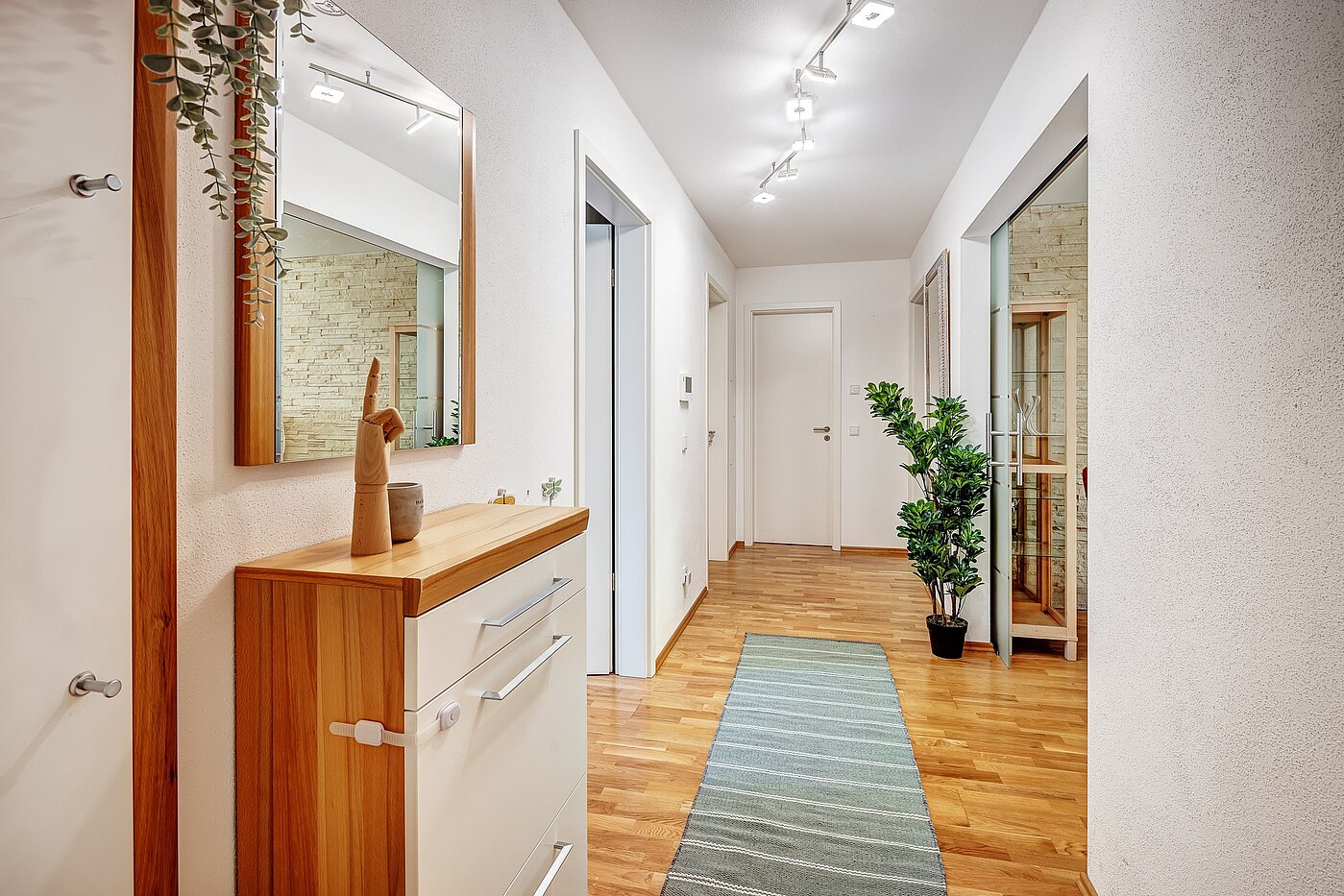Piso en planta baja de 3 habitaciones | Wolfratshausen | 2208ML1 | Schöner Eingangsbereich