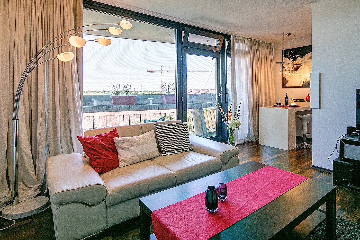 Apartamento de 1 habitación | München-Schwabing | 70079 | Große Fensterfront...