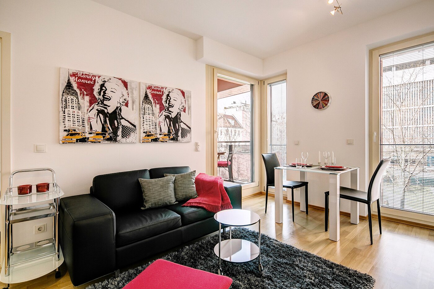 Apartamento de 1.5 habitaciones | München-Schwabing | 70392 | Wohn- und Essbereich