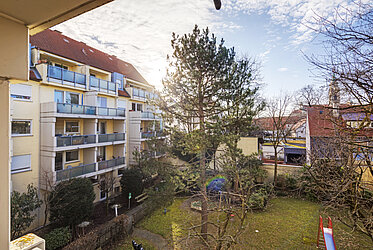 Tranquilo y céntrico: Amplio apartamento de 3 habitaciones con 2 balcones en Sendling