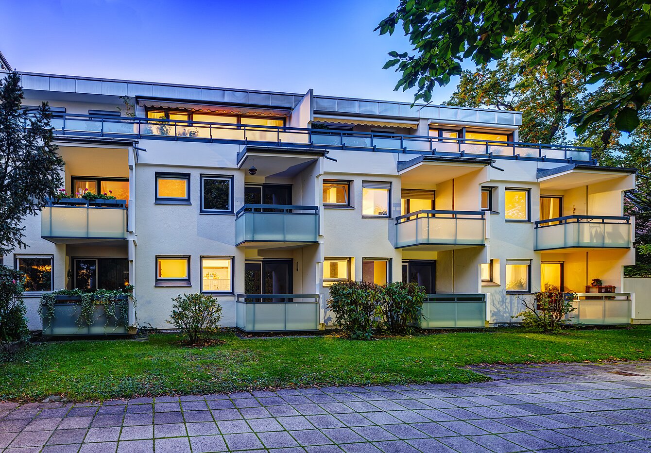Apartamento de 1.5 habitaciones | München-Sendling-Westpark | 2207ML4 | Blaue_Stunde