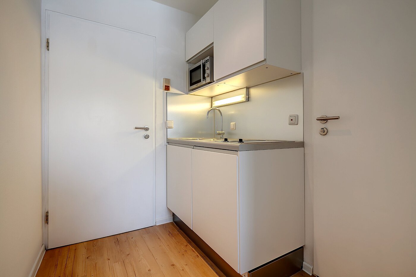 Apartamento de 1 habitación | München-Trudering | 2011ML4 | Entreé mit schicker Küche