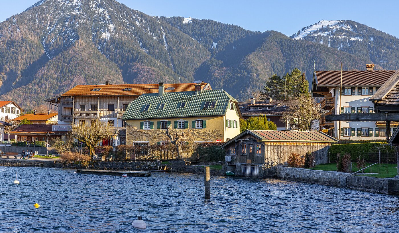 Mehrfamilienhaus de 11 habitaciones | Rottach-Egern | 70215 | auf das Haus
