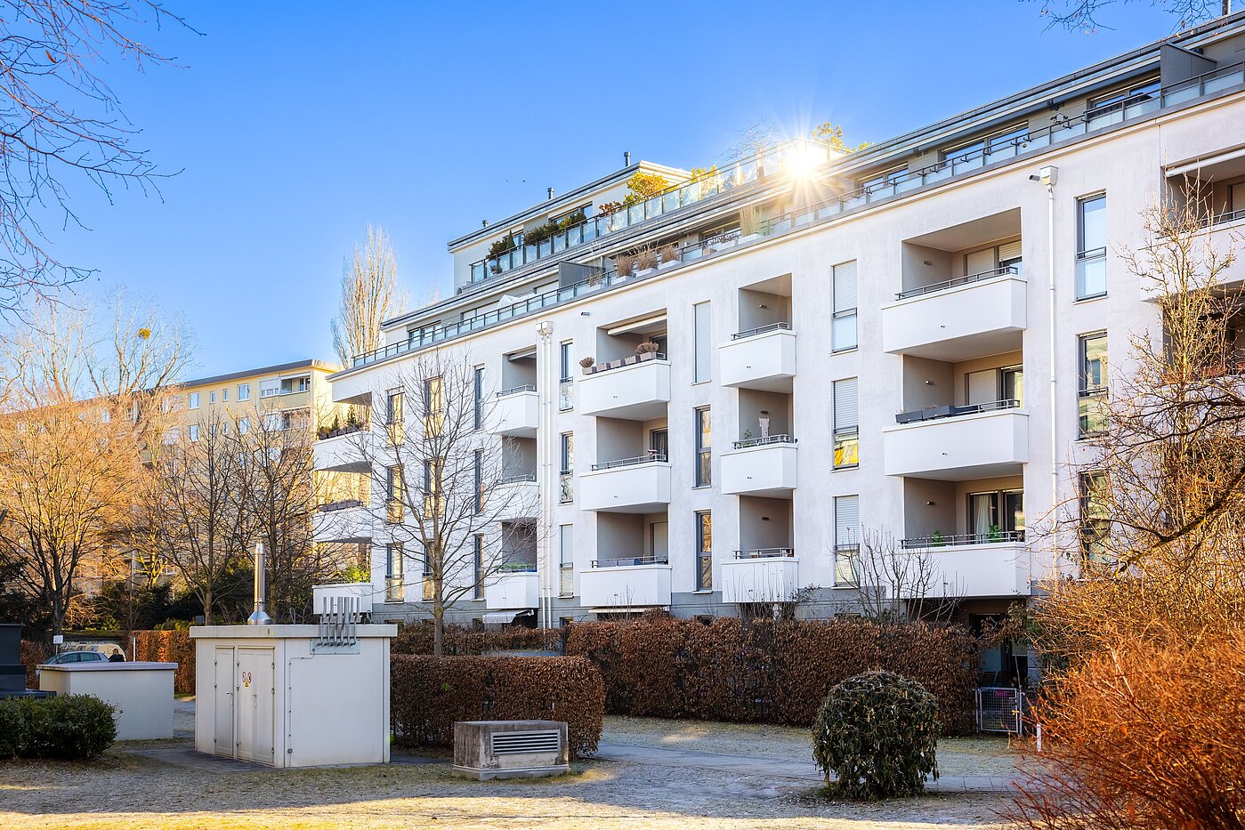 Apartamento de 4 habitaciones | München-Bogenhausen | 70380 | Blick vom Innenhof aus