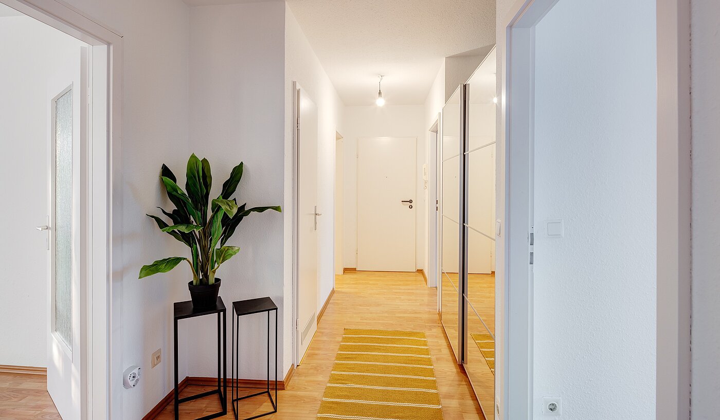 Apartamento de 3 habitaciones | München-Bogenhausen | 70085 | Flur Blickrichtung Eingang