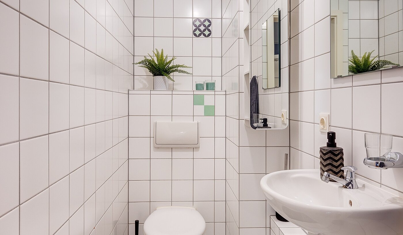 Apartamento de 3 habitaciones | München-Bogenhausen | 70085 | Separates Gäste-WC