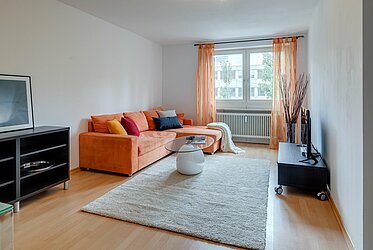 Cerca de Goetheplatz: Apartamento urbano de 3 habitaciones totalmente amueblado y preparado para entrar a vivir