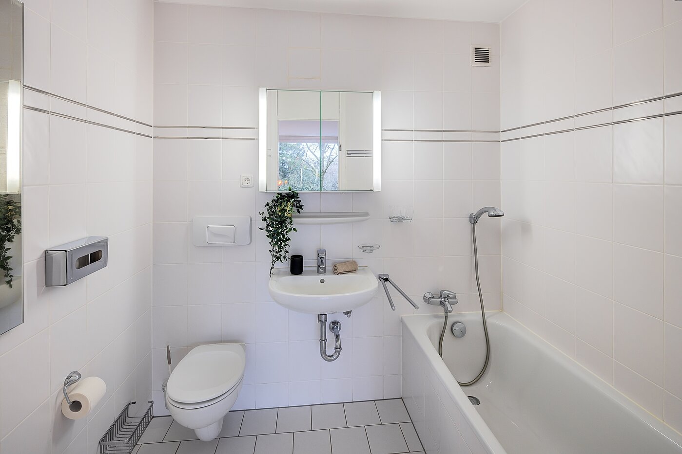 Apartamento de 3.5 habitaciones | München-Bogenhausen | 703052 | Bad en Suite