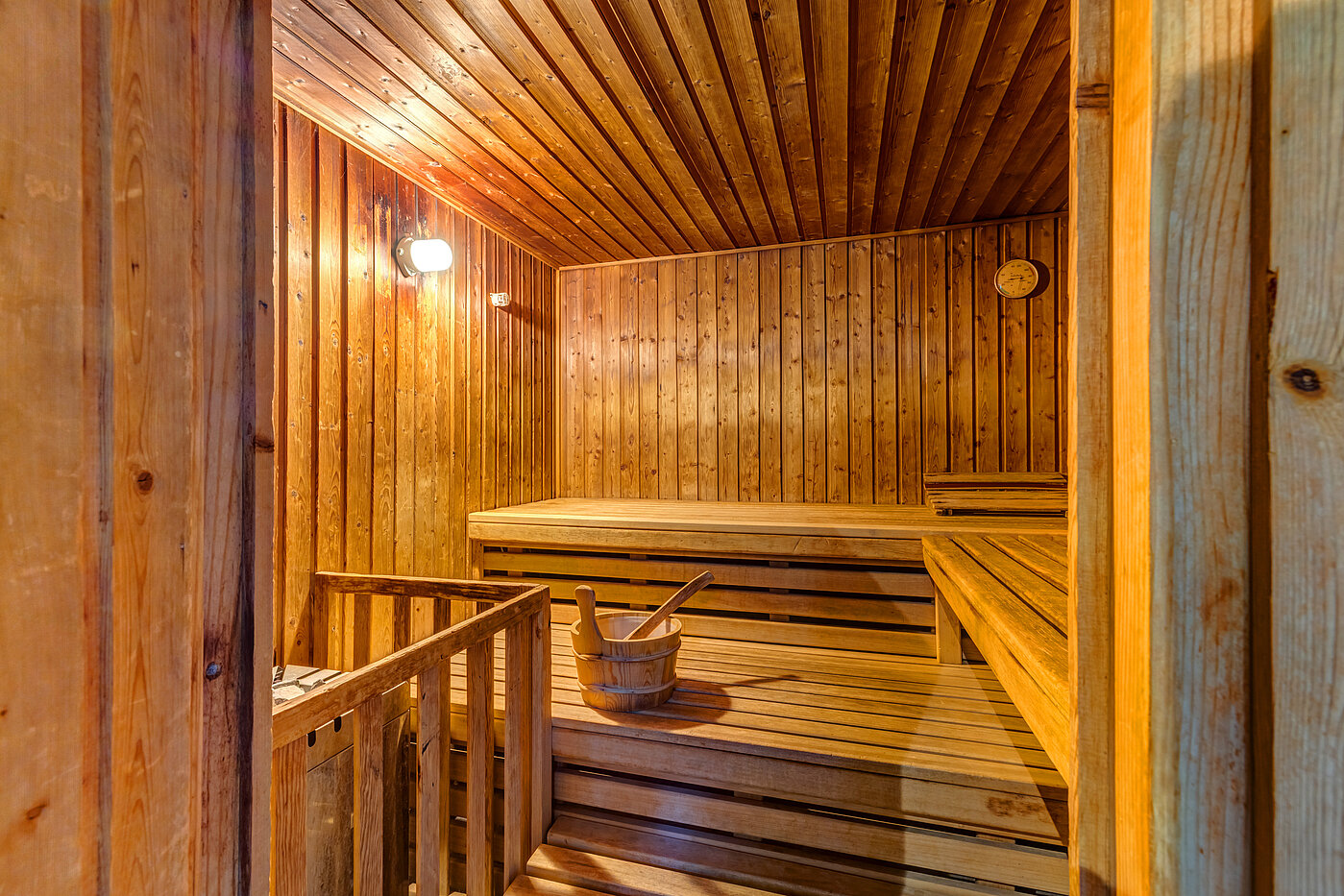 Apartamento de 2 habitaciones | München-Solln | 70418 | ...und Sauna im Untergeschoss