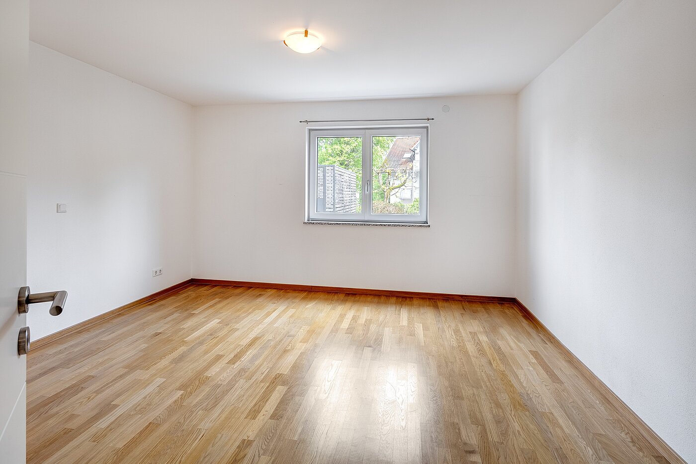 Apartamento de 3 habitaciones | Gauting | 70116 | Großes Schlafzimmer