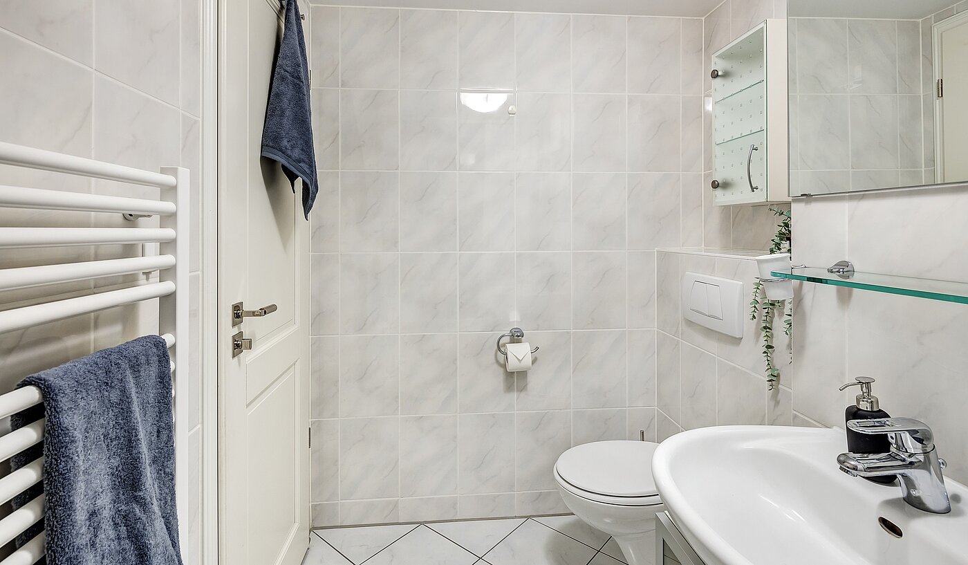 Apartamento de 1.5 habitaciones | München-Schwabing | 2205ML81 | ...klassisch gefliest