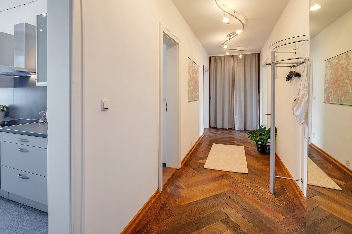 Apartamento de 5 habitaciones | München-Au | 2009ML3 | Dielenbereich der 2-Zimmer-Whg