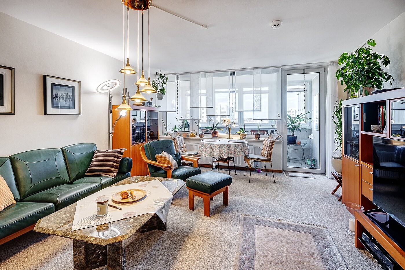Apartamento de 3 habitaciones | München-Feldmoching | 2201ML2 | Blick in das große Wohnzimmer...