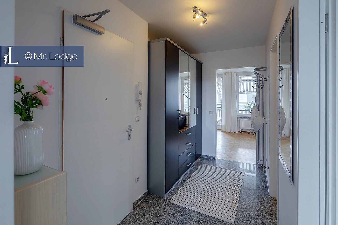 Apartamento de 2 habitaciones | München-Trudering | 1907ML1 | Geräumiger Flur