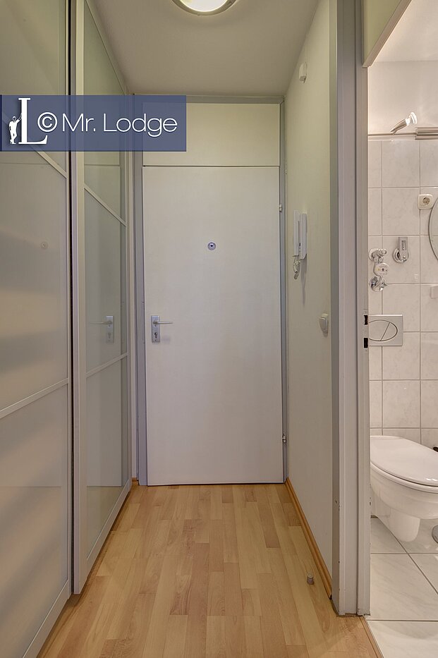 Apartamento de 1 habitación | München-Sendling-Westpark | 1706ML8 | Diele mit Einbauschrank