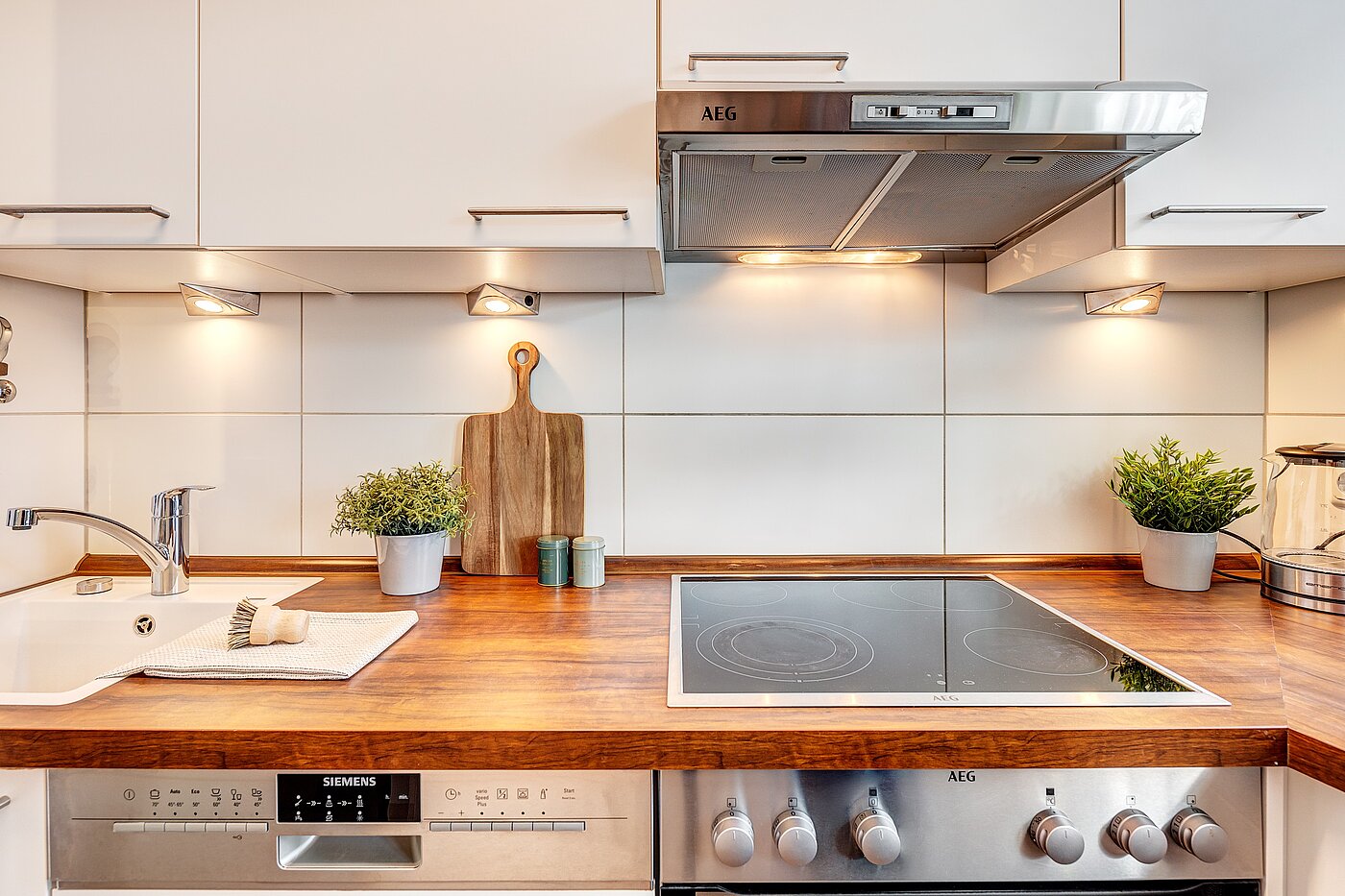 Apartamento de 2 habitaciones | München-Schwabing | 2205ML71 | ...mit elektrischen Geräten