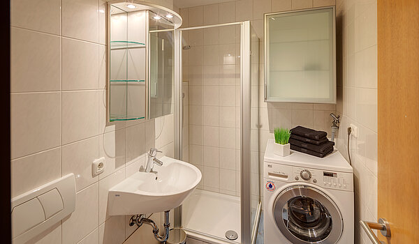 Piso en planta baja de 2 habitaciones | München-Feldmoching | 70424 | Duschbad