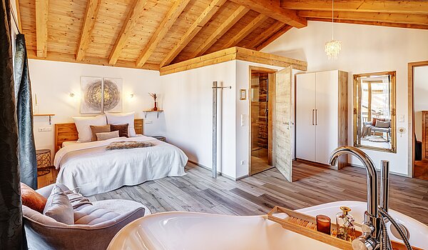 Apartamento de 6 habitaciones | 70095 | ....mit großem Schlafbereich...